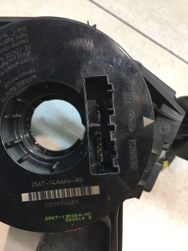 фото №10, Переключатель комбинированный fusion 1s7t13335ae 2s6t14a664ab