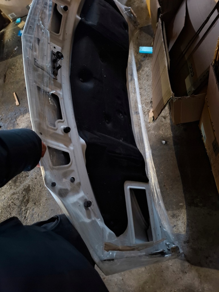 Mercedes w906 sprinter капот крышка двигателя pozaginane углы !!! петли Цена