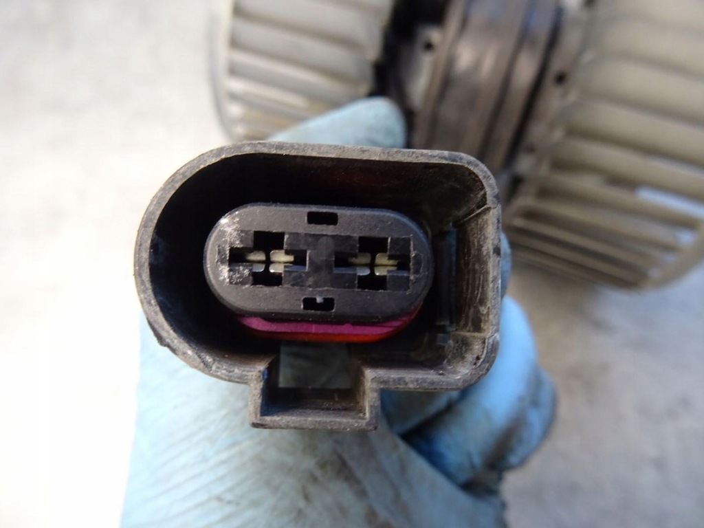 фото №5, Вентилятор вентилятор воздуходувка обдув audi a8 d3 0130111047