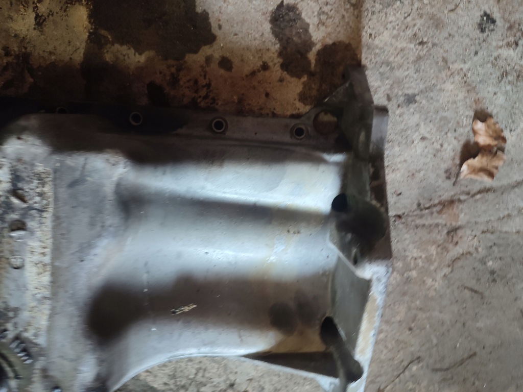 Поддон масляная opel astra 1.4 1.2 55562729 55568035 в Украине