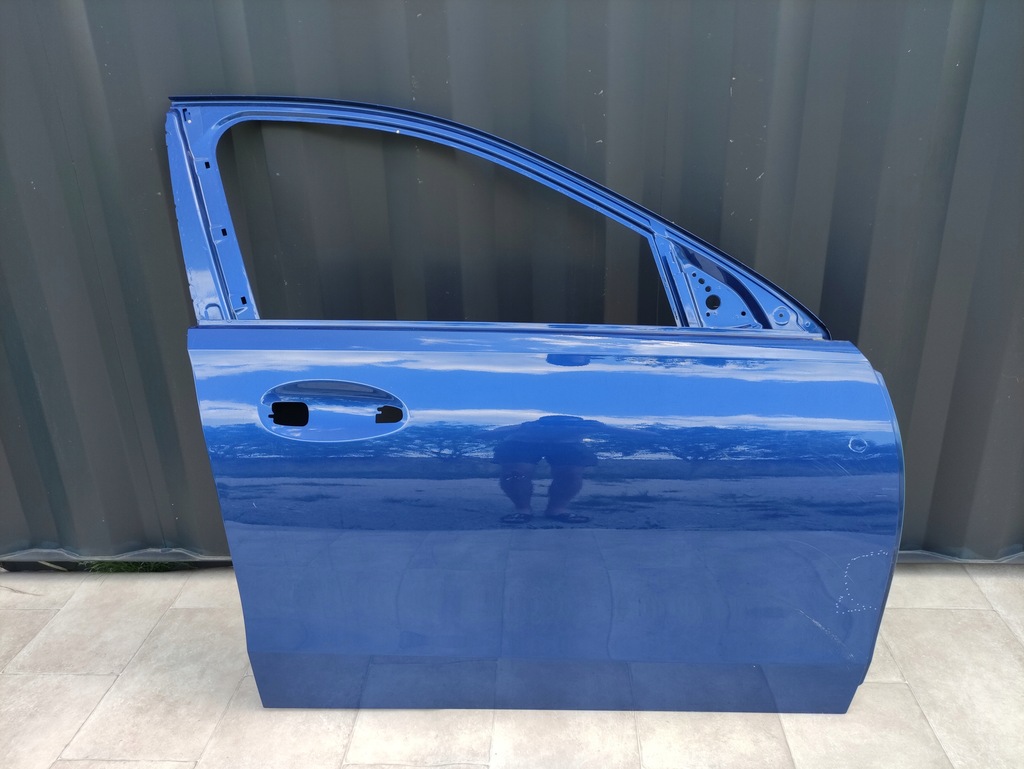 фото №1, Mercedes c klasa w206 дверь правое передние перед