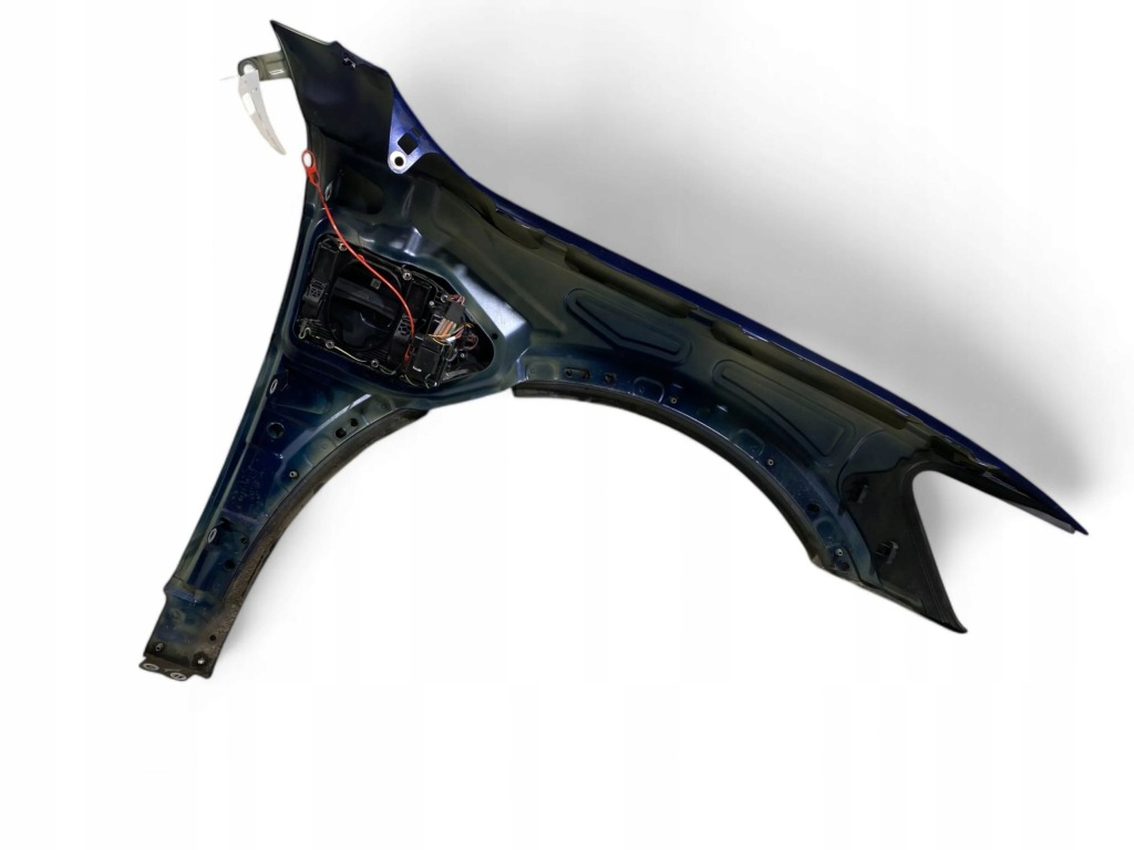 Купить Audi e-tron 2021 крыло передний