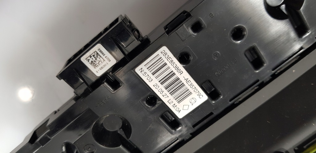 фото №4, Renault master iv панель перемикачів рамка