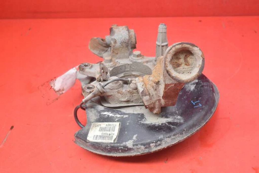 фото №6, Поворотный кулак ступица левая задняя volvo xc90 1 i 2.4 d5 185 km 4x4 06-14