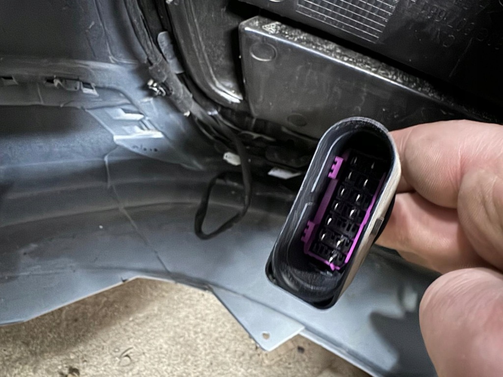 фото №10, Бампер передний радиатор лампы pas передний audi q3 s-line 2021+ 83a