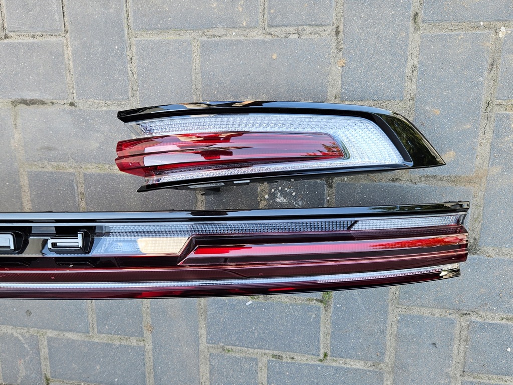 фото №7, Cayenne coupe lift 2024r лампы задняя idealne 9y0945091r 9y0945092r 9y3945207