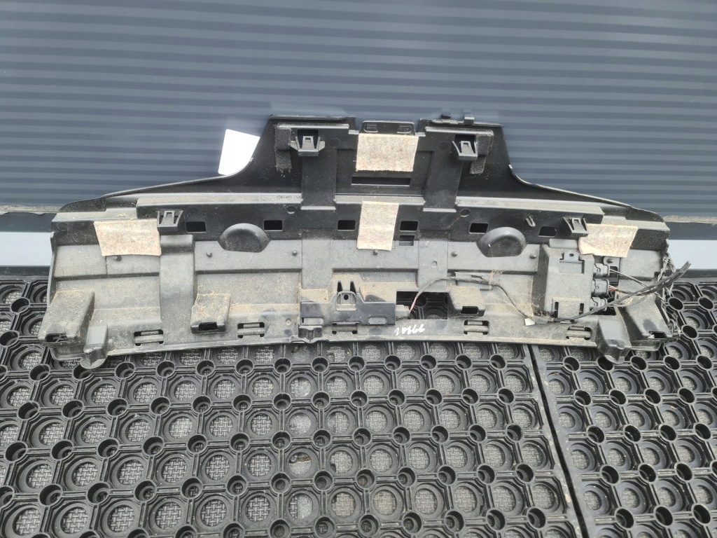 фото №6, Bmw f32 f33 f36 smart відкривач напрямна бампера задня 7432638