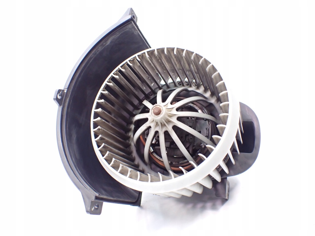 фото №1, Вентилятор обдув воздуходувка audi q7 4l 7l0820021l