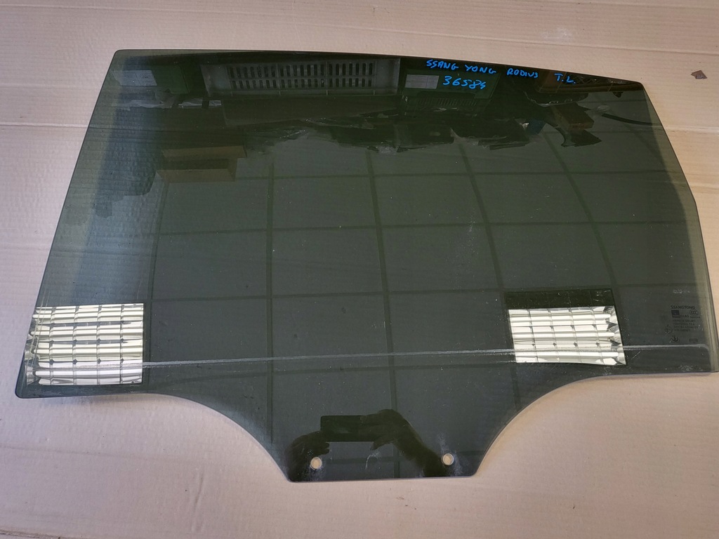 фото №1, Стекло ssangyong rodius задняя левый oryg тонированная