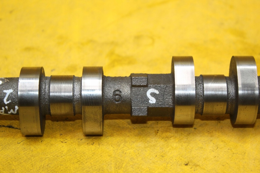 фото №5, Вал розподільного валу всмоктуючий pe01 mazda 3 2.0 b e01i