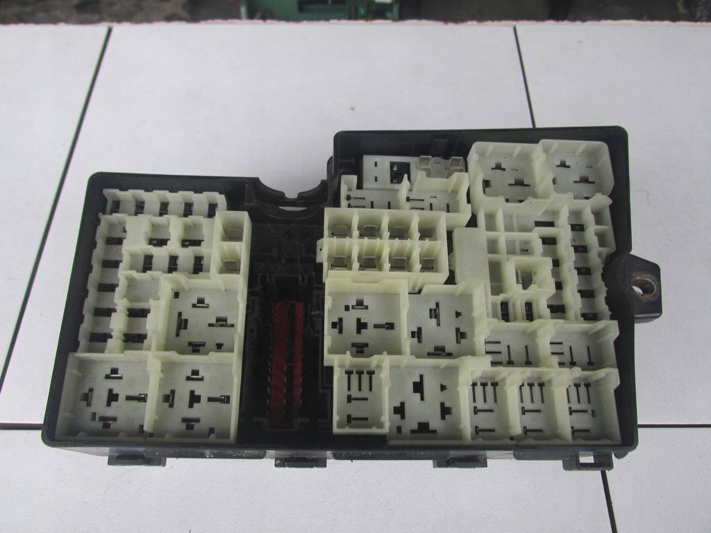 фото №1, Коробка предохранителей tdci c-max kuga mk2 focus