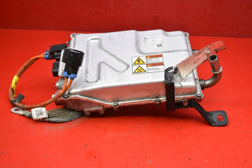 Блок керування регулятор напруги конвертер 1028664-00-k tesla model s 16-21 в Україні