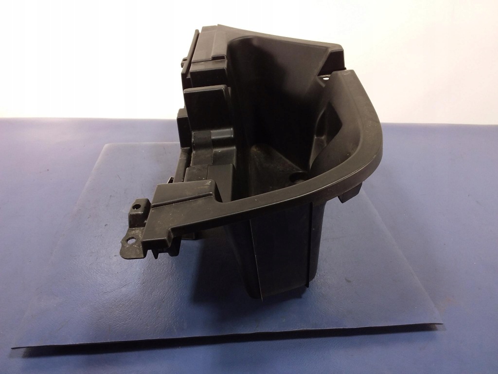 Lexus rx ii xu30 бардачок ниша багажника правая Цена