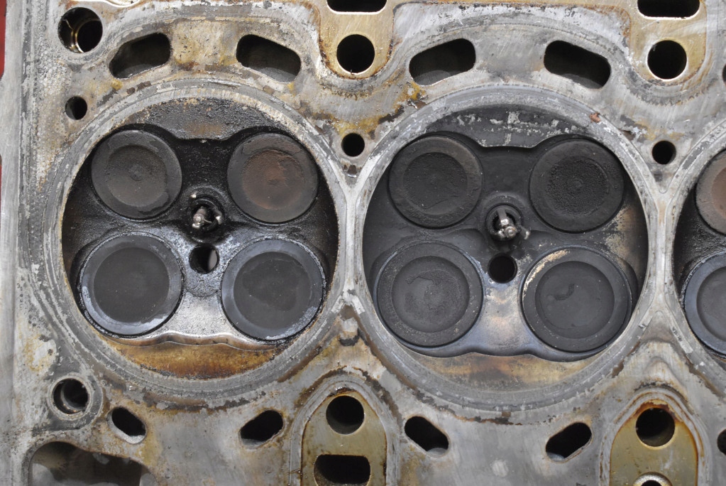 Купить Головка двигателя 7559168 bmw e90 e91 2.0i 143 km 04-10