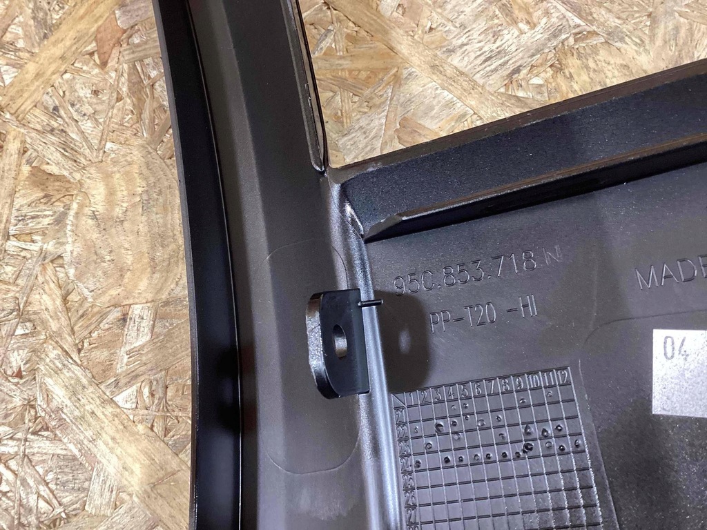 фото №7, Porsche macan молдинг накладка крыла правая перед 95c853718ng2x 95c853718n