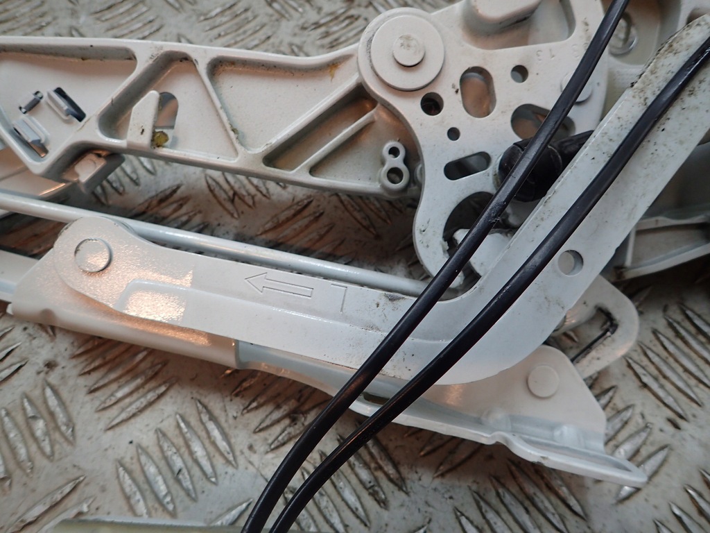 фото №7, Porsche 991 911 петля кришки задній 99156168002