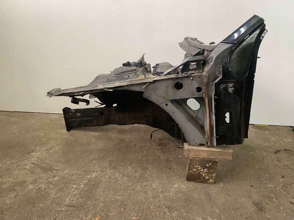 фото №1, Лонжерон блок двигуна чверть ліва лівий підкрилок audi a4 b8