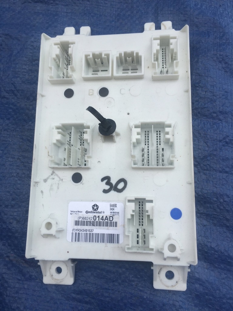 фото №1, Dodge challenger 15 16 bcm модуль кузов бортовой компьютер 68242014ad nr30