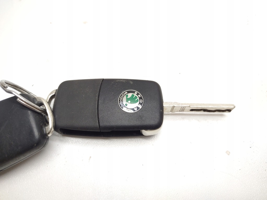 фото №14, Замок запалювання 2 x ключ вкладка кришка skoda fabia ii roomster оригінал europa