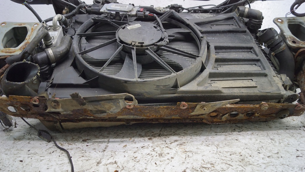 фото №16, Pas передній радіатор ford focus mk3 2.0tdci