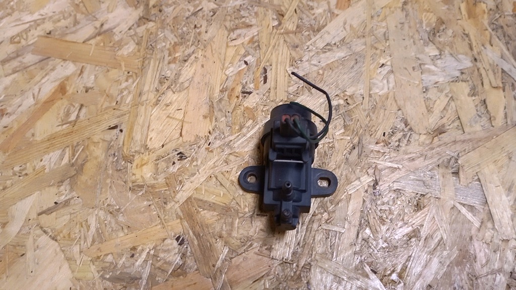 фото №1, Ldv 400 convoy 2004 ford 2.0 b клапан вакуумa