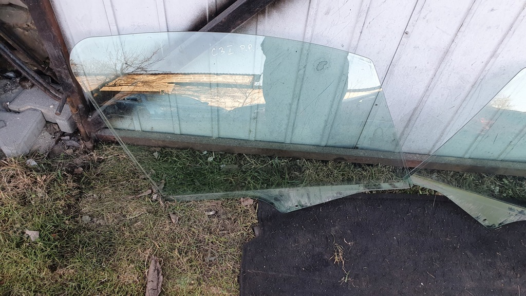 фото №1, Citroen c3 i 02-09 - стекло правый перед