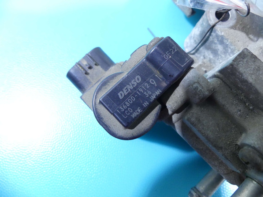 фото №8, Дросельна заслінка honda stream 136200-2262 1.7 16v