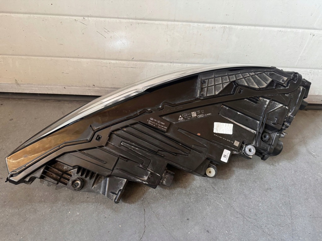 фото №11, Audi q8 4m8 full led matrix левая правая лампа