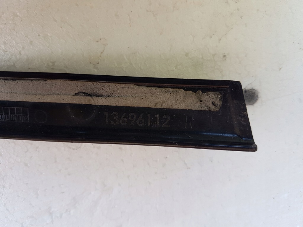 фото №5, Молдинг скло права bmw 1 e81 87 e82 7164946