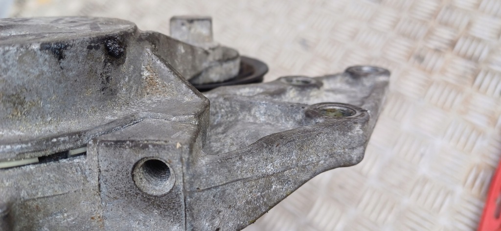 фото №9, Vw sharan 2.8 vr6 натяжитель ролик