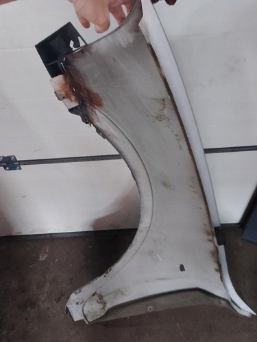 Bmw e83 рестайлінг  крило правий перед Недорого