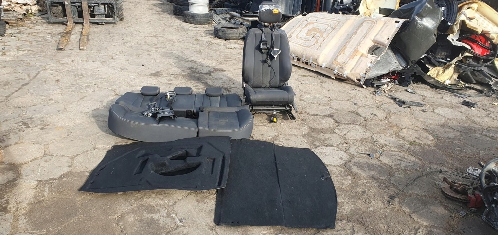 фото №7, Комплект сидіння заднє сидіння ремені обшивка багажника renault megane iii coupe