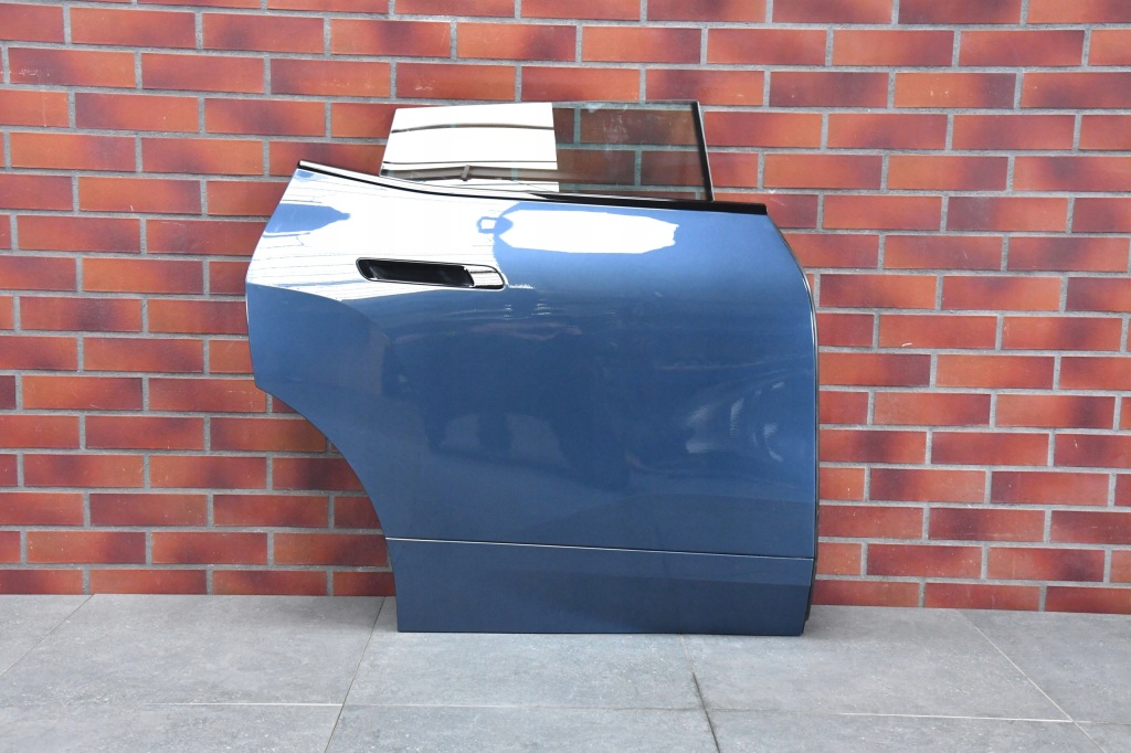 Купити Дверей праве  задні задні bmw ix i20 c4f arctic race