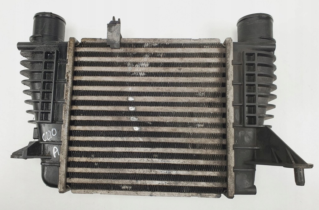 Купити Радіатор інтеркулер renault clio 3 8200471888