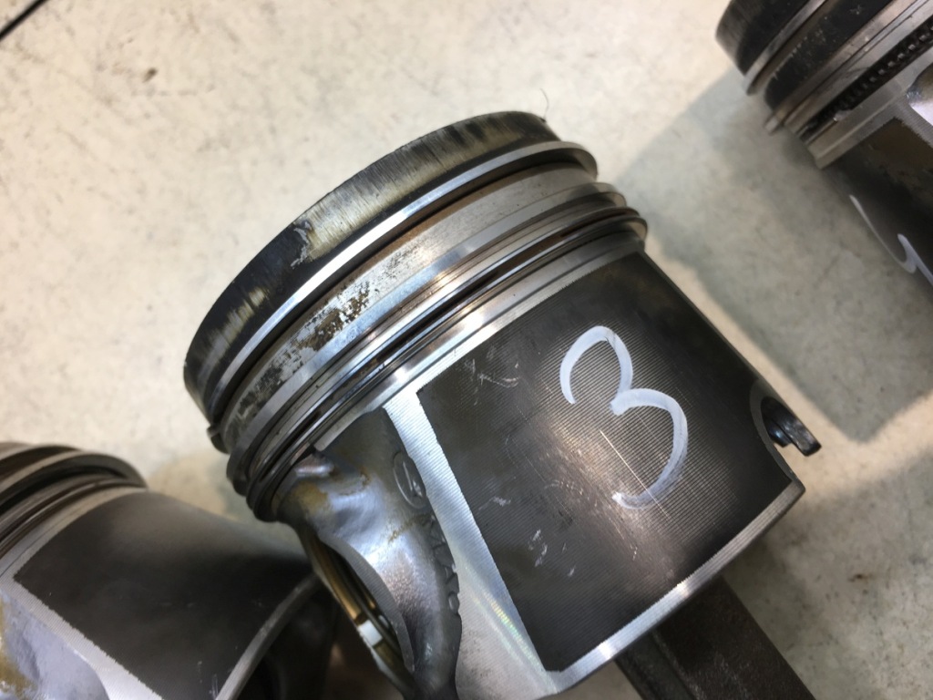 Поршень шатун passat b5 fl 1.9 tdi 79l59 Київ