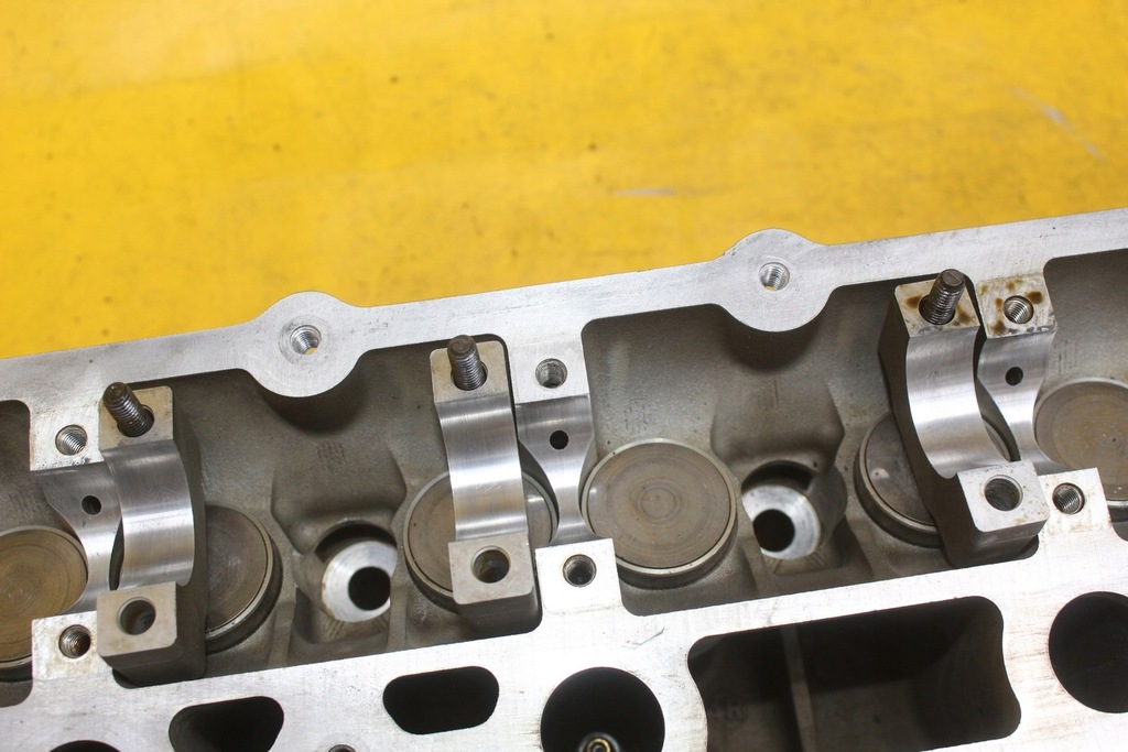 фото №9, Головка права jaguar xj xj8 xkr xk8 s-type x300 xj6 4.0 b v8 xr83-6090-ae