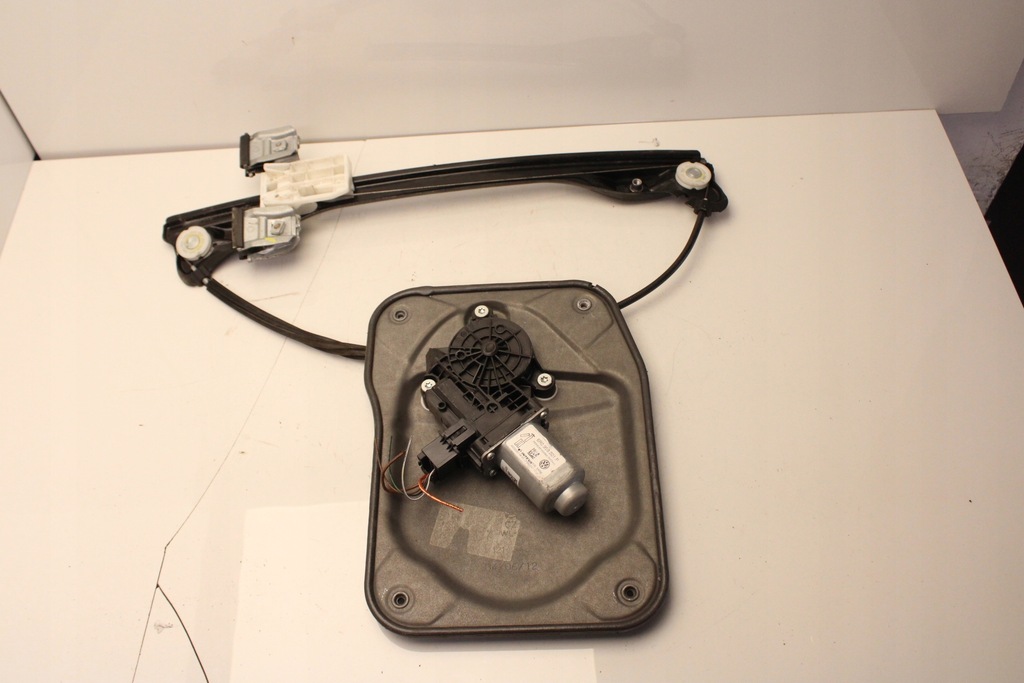 фото №7, Skoda fabia ii 2007r- подъемник стекло левый перед