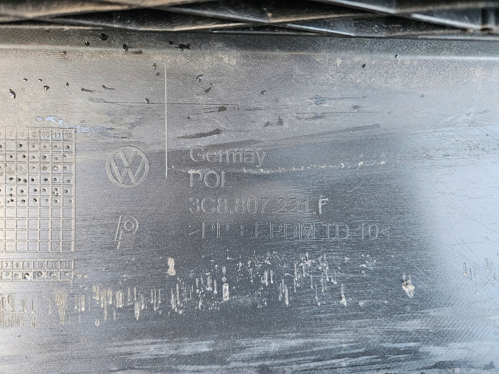 Купить Бампер перед передний vw cc lift 3c8 2012- 3c8807221f полный хороший + решётка радиатора