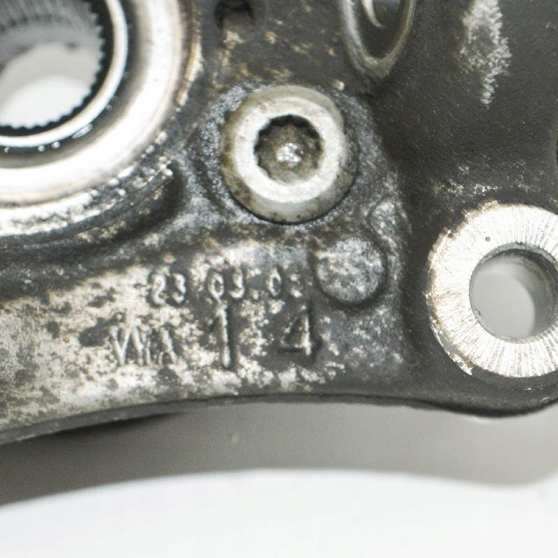 фото №7, Поворотный кулак передняя правая vw cc 358 1k0615312f 2.0l дизель 103kw 2013