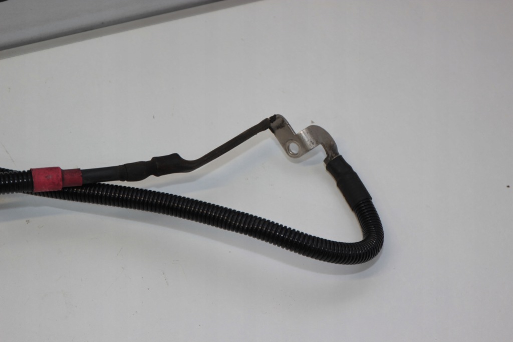 фото №4, Bmw f48 x1 шланг генератора клемма 8602974