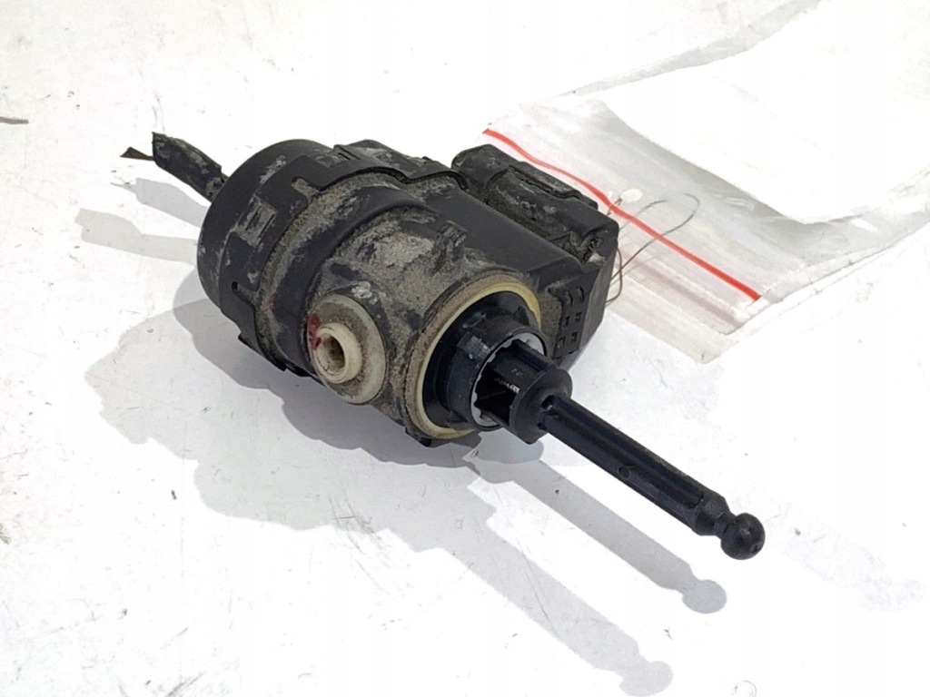 Купить Моторчик регулировки фара ксенон citroen c4 1