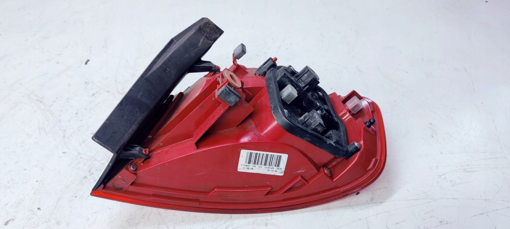 фото №7, Audi оригинальный номер 8k5945095aa лампа крыло