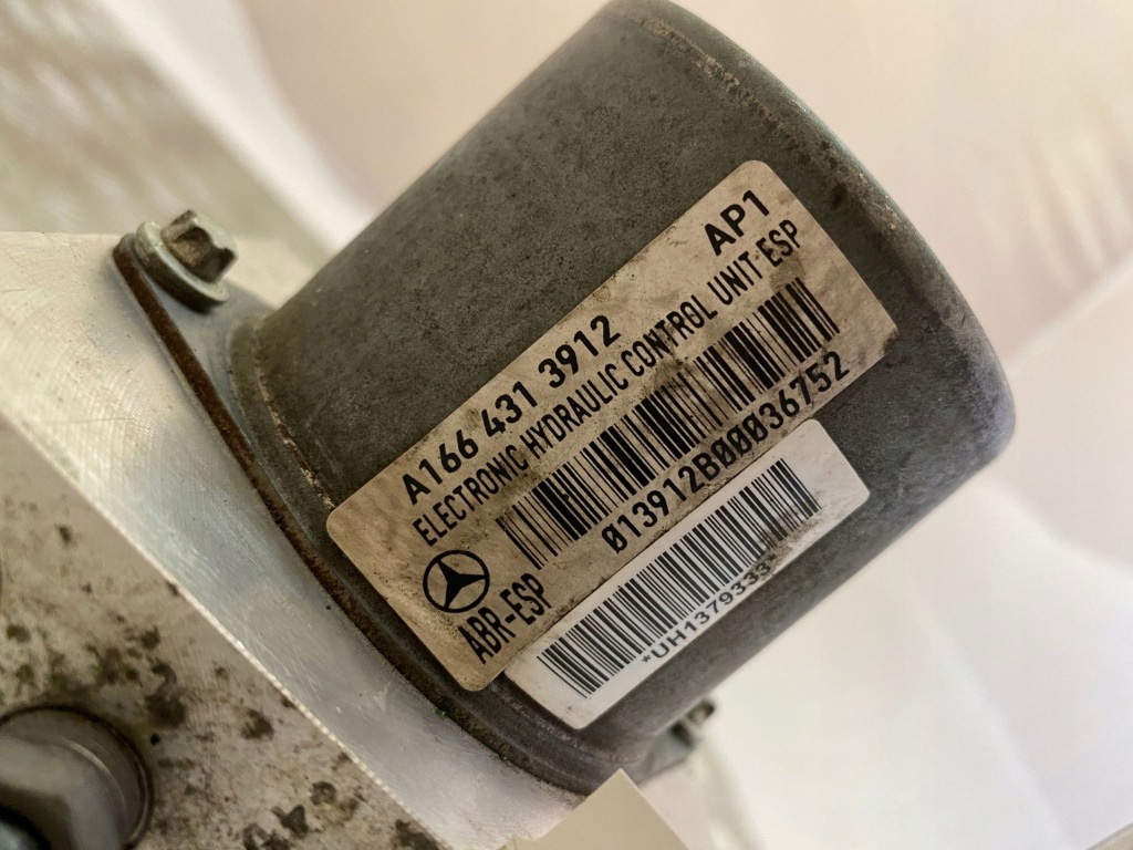 фото №8, Mercedes-benz gl x166 2015 насос abs a1669014300