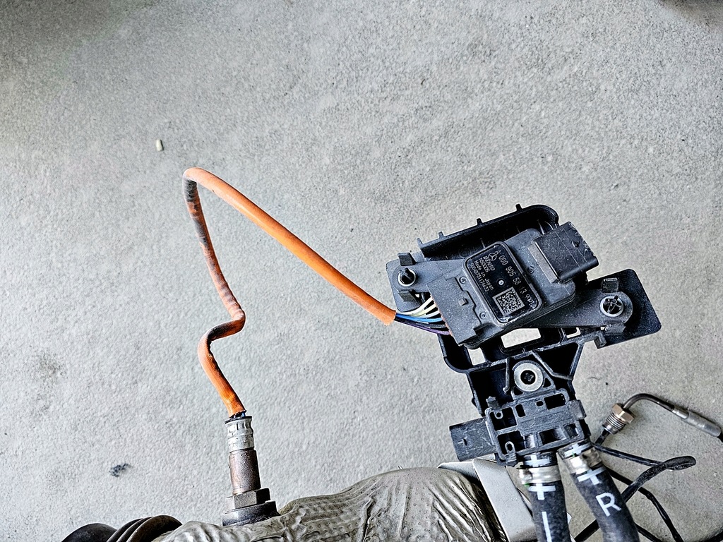 фото №1, Датчик nox mercedes sprinter 907 910 a0009055813