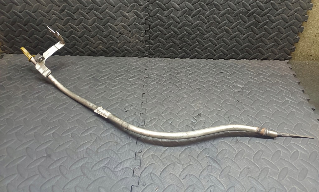 фото №1, Щуп щуп масла jaguar оригинальный номер g4d3-6754-bc