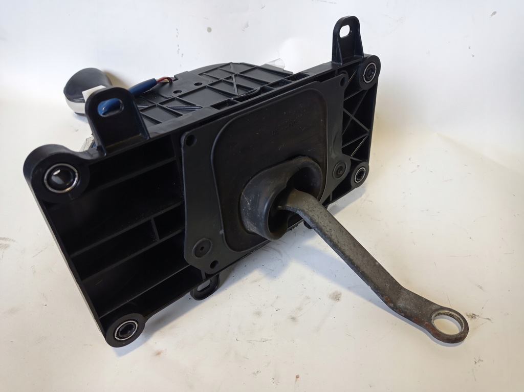 фото №8, Выборщик домкрат передач lexus is 250 2.5 v6 автоматическая коробка передач 33521-53050