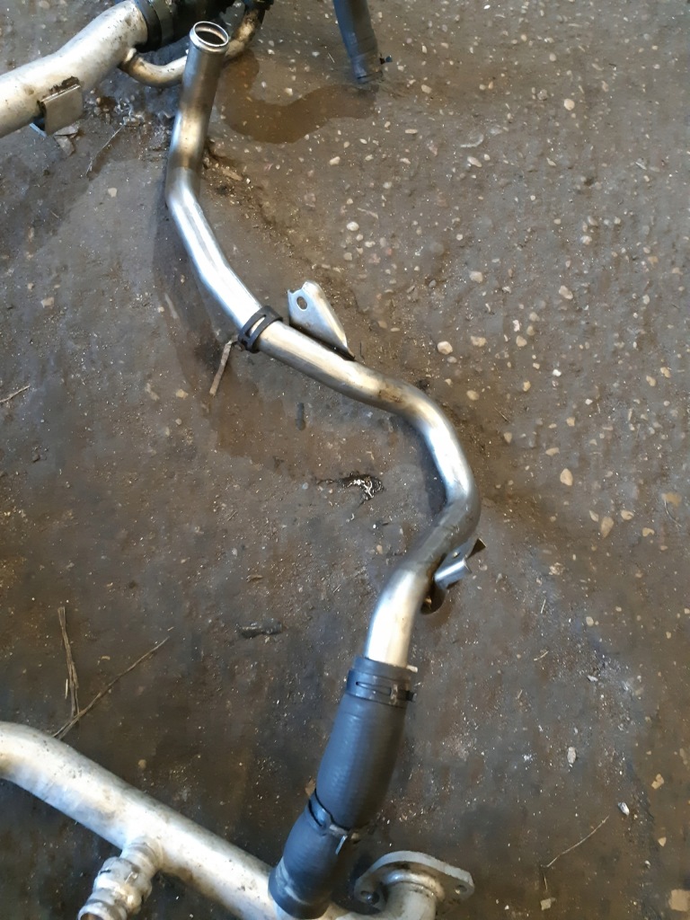 фото №4, Audi s5 a5 8t 4.2 fsi wąż шланг труба магістраль wody 079121065bj