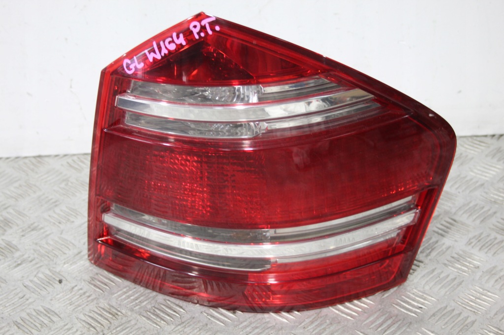 Купити Лампа правий задній gl w164 x164 a1648204264