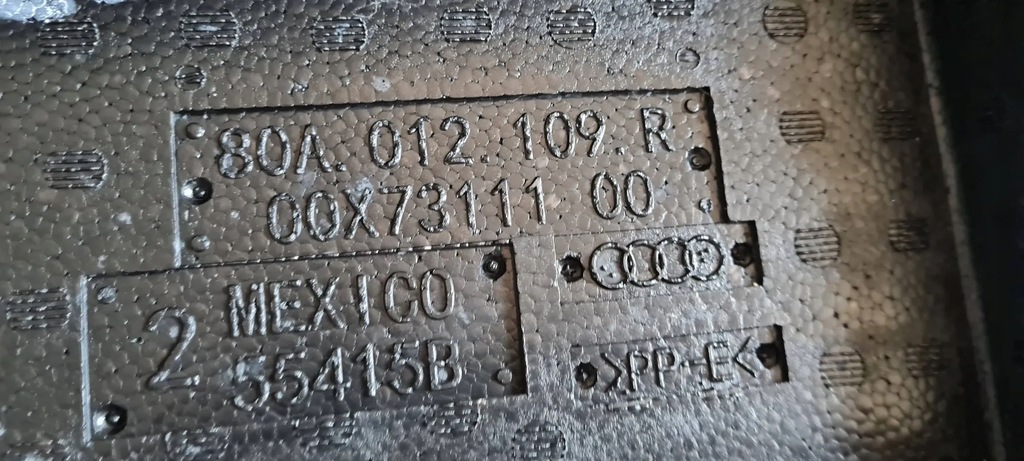 фото №11, Sq5 q5 80a вкладка пена багажника задняя 80a012109r