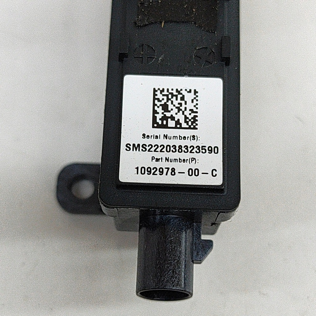 Tesla model y 2022 ліва сторона камера на крила бічний Зі Шроту